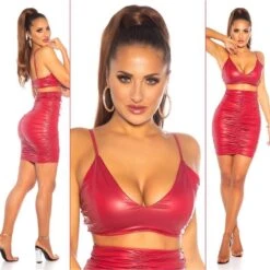 Bauchfreies Damen Träger-Top In Leder-Look Clubwear Bordeaux -Noirmade Geschaft bauchfreies damen traeger top in leder look clubwear bordeaux4